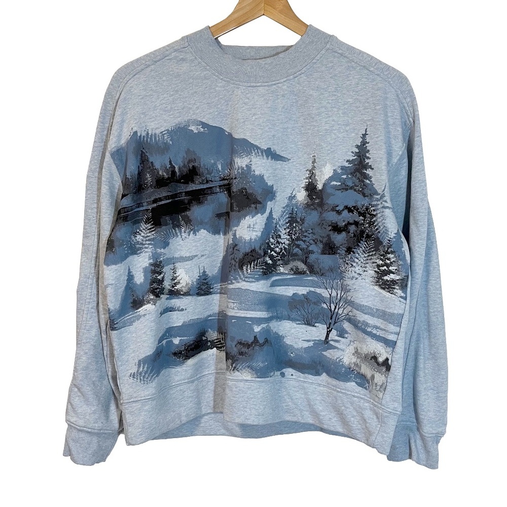 Northern Reflections Winter Forest Scene Graphic Sweatshirt in Blue-Grey